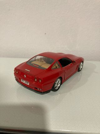 Ferrari 550 Maranello Burago 1/24