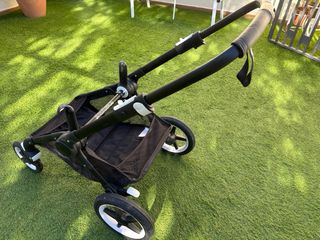 Cochecito Bugaboo Fox 2 con el capazo también