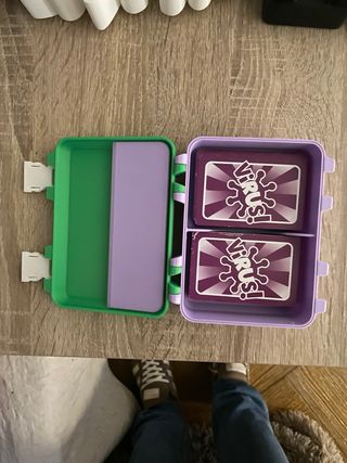 Caja para el juego Virus