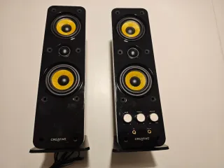 Altavoces Creative T40