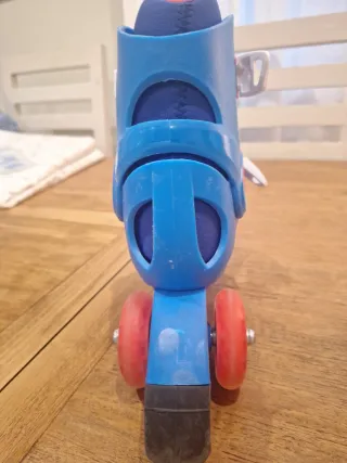 patines oxelo talla 26 -28. Dos ruedas atrás