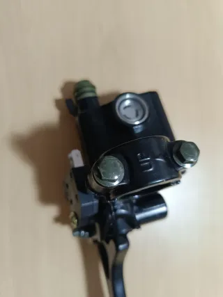 Bomba Freno Moto Delantero Hidráulico Derecha