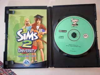 The Sims 2: University - PC CD-ROM