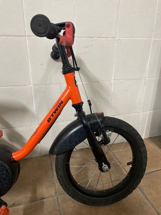 Bici B-Twin 14 Naranja Ideal para iniciarse
