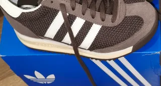 Adidas SL 72 Talla 40 Marrón y Blanco. NUEVAS
