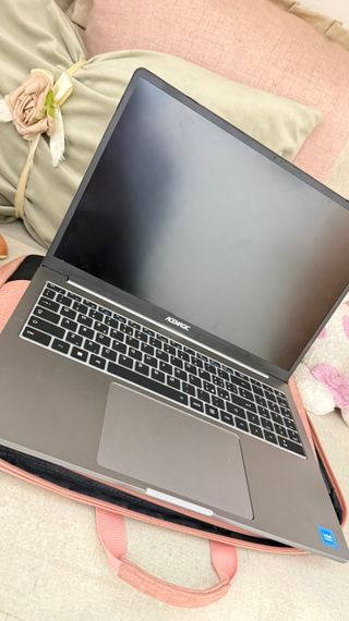 Vendo computer ACEMAGIC AX16