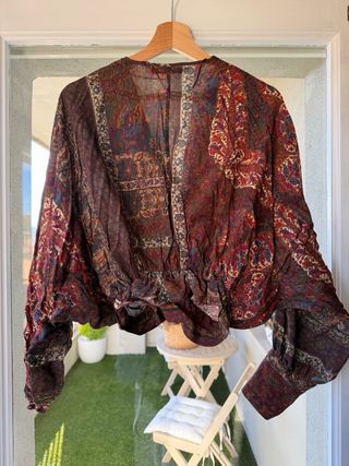 Blusa Zara Estampada Manga Larga