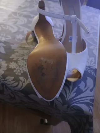 Zapatos de fiesta LODI blancos y dorados