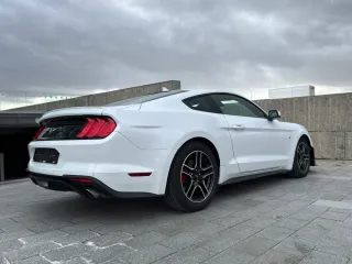Ford Mustang 2021