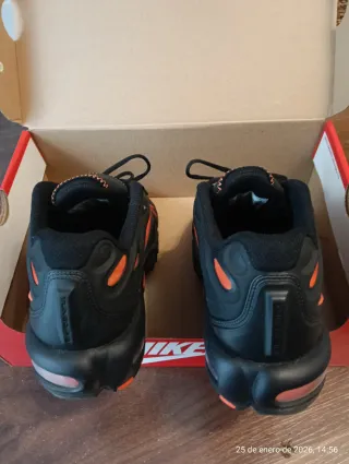 Nike Air Max Plus Drift, ORIGINALES