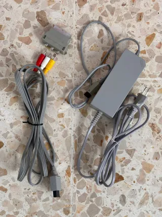 Nintendo Wii blanca + 2 mandos + Nunchuk