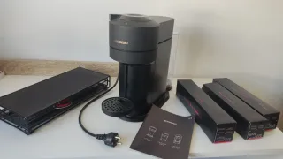 Cafetera Nespresso Vertuo Negra