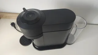 Cafetera Nespresso Vertuo Negra