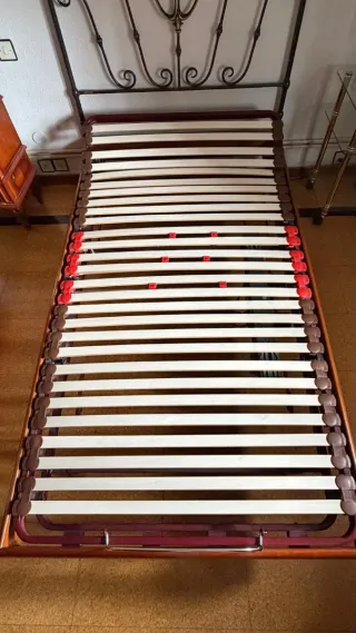 Cama articulada de 105 cm con colchón incluido