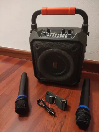 Karaoke Bluetooth MP3 USB con 2 Micrófonos