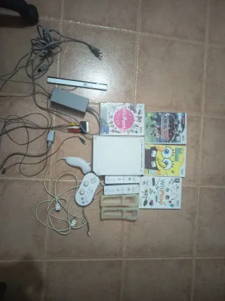 Consola Wii Blanca + 4 Juegos