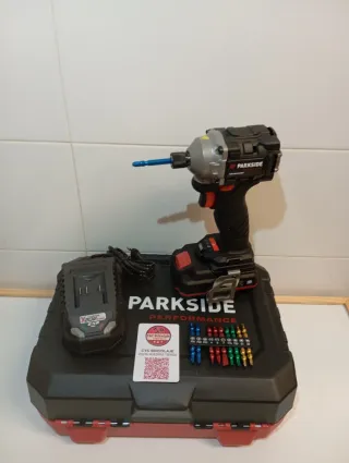 Parkside Performance Atornillador impacto kit