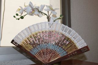 Abanico madera pintado a mano