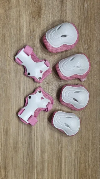 Patines Oxelo Play 3 Talla 23-26 + protecciones