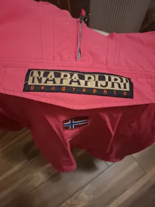 Giubbotto Napapijri rosa ragazza,12 anni 152 cm.