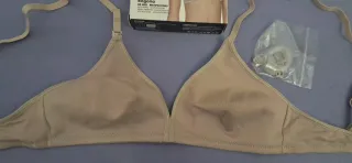 Sujetador Begoña T/85B. Color carne y Blanco.