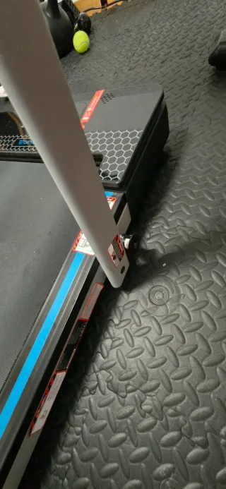 Cinta de Correr 2.5 HP 12 km/h con Mando