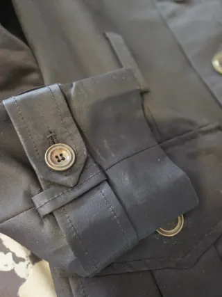 Gabardina Mango Negra Entallada