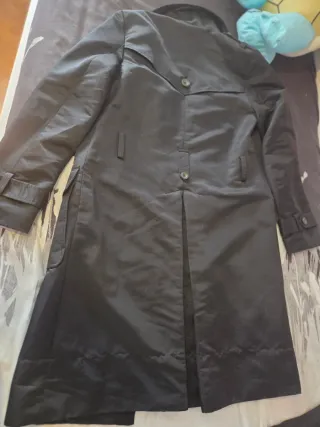 Gabardina Mango Negra Entallada