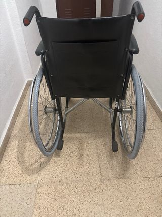 Silla de ruedas negra Sidney(Shortes)