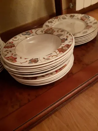 Vajilla Churchill Earthenware