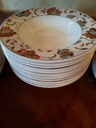 Vajilla Churchill Earthenware