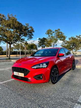 Ford Focus ¡Garantia Oficial!