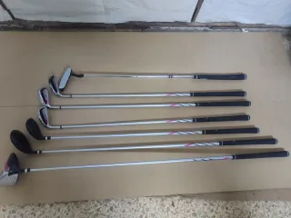Paquete de palos de golf STRATA para mujer