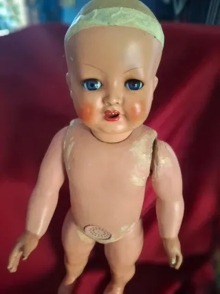 Bambola anni '40 in composizione h.60