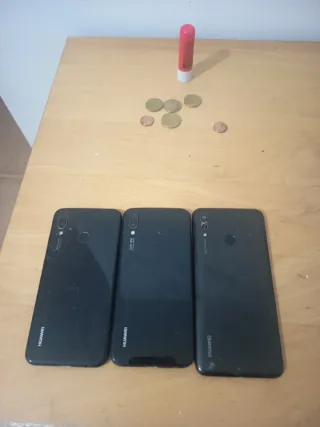 Lote 3 móviles Huawei para piezas