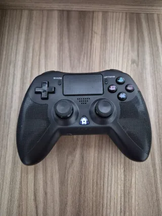 PS4 Slim 500GB + 2 Mandos + Juegos