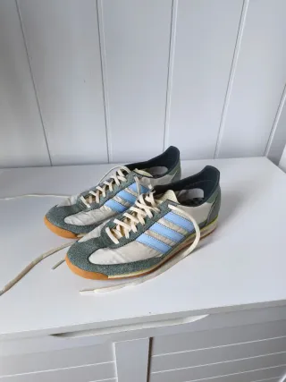 Adidas SL 72 verdes y blancas