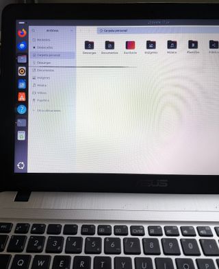 Portátil ASUS F540L i3 4GB RAM