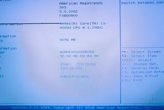 Portátil ASUS F540L i3 4GB RAM