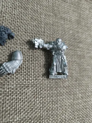 Héroe Marines Espaciales Warhammer Metal