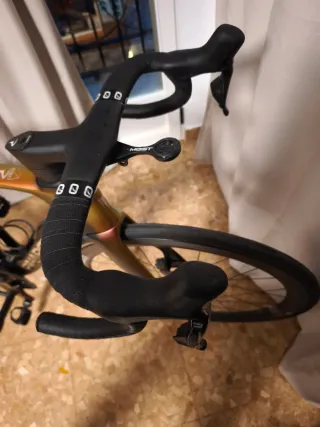 Bicicleta Pinarello Dogma F2025