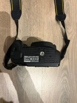 Cámara Nikon D3200 + 2 objetivos