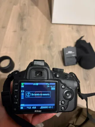 Cámara Nikon D3200 + 2 objetivos