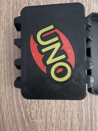 Caja para cartas UNO