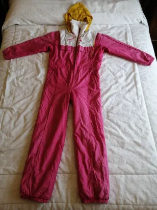 Mono de esquí de mujer. Talla 38. Color rosa.