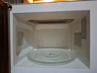 Microondas Bluesky con grill.garantia3 meses