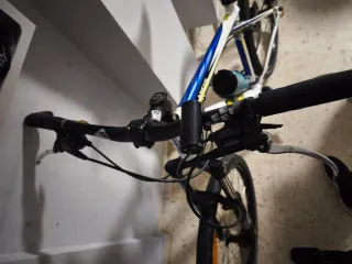 Bicicleta GT Avalanche 3.0