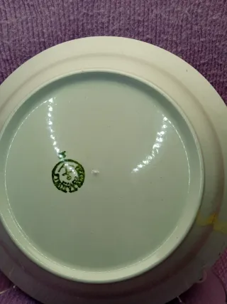 Plato Cartuja de Sevilla Verde