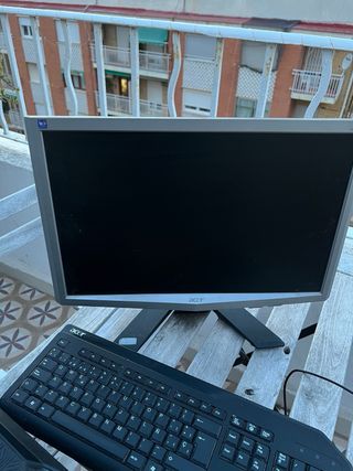 Ordenador Sobremesa Acer Completo