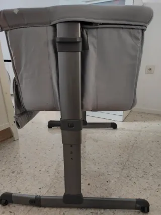 Cuna colecho Chicco gris